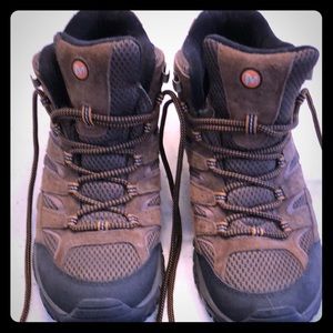 Men’s boots- Merrell